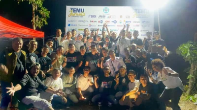 Momen Foto Bersama Jurnais Gorontalo | Foto (Istimewa)